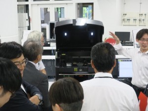 分析機器見学会(蛍光X線分析装置)