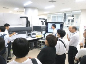 分析機器見学(ICP-AES)